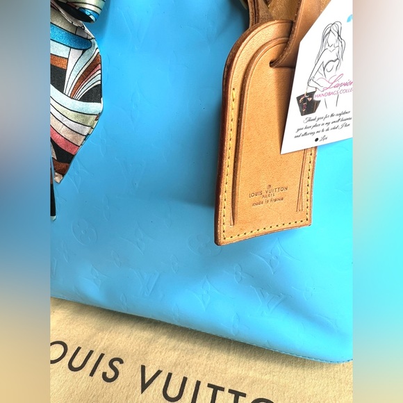 Authentic Louis Vuitton Vernis - Picture 6 of 12